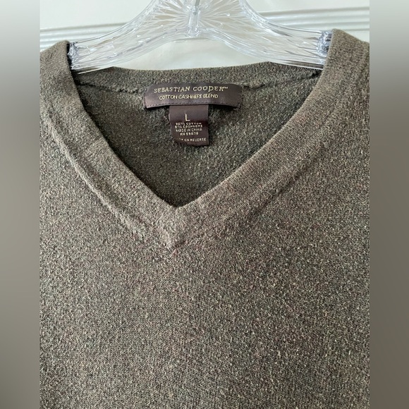 Men Cotton Cashmere Blend Sweater - Picture 4 of 5